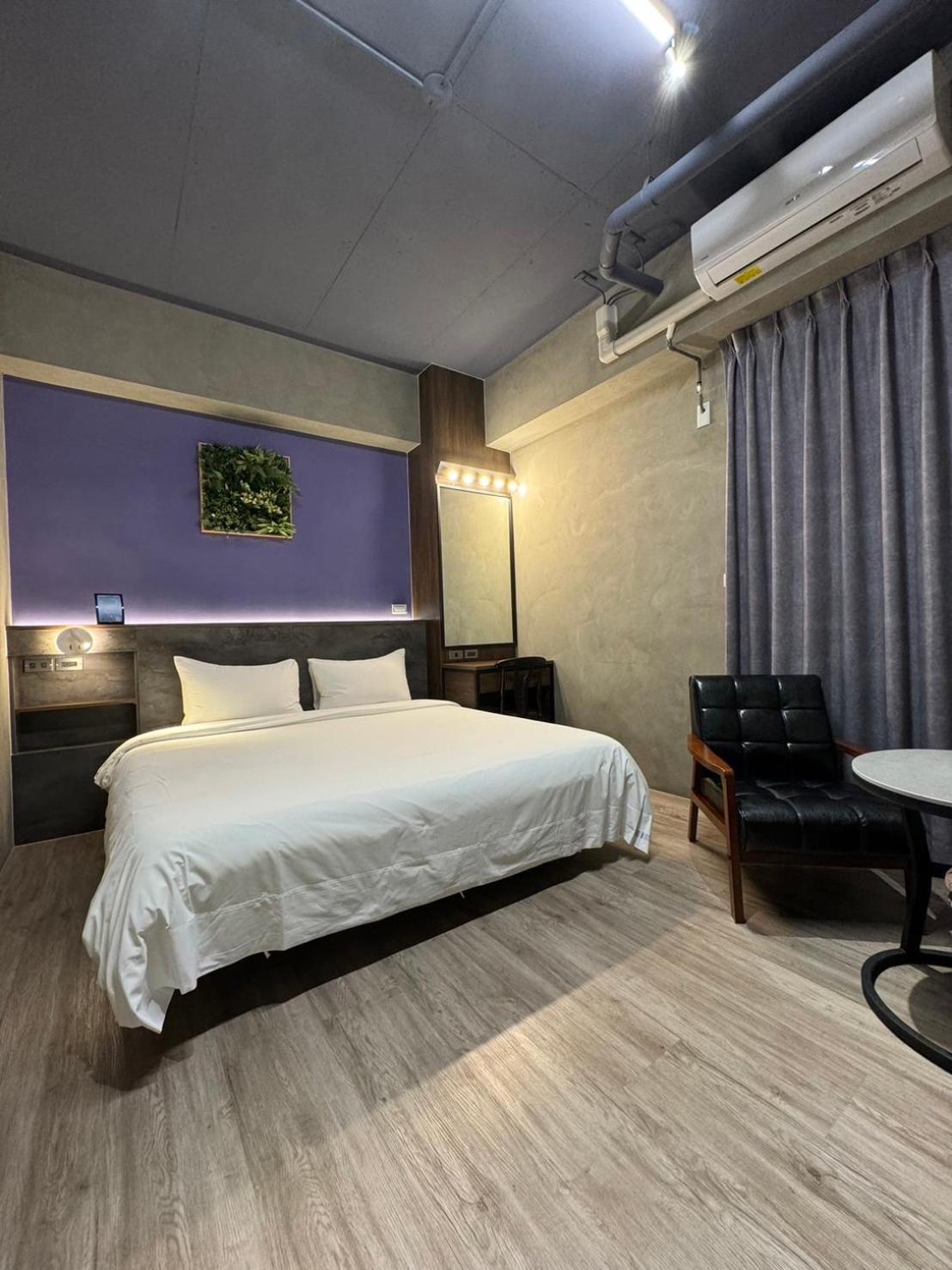 Long Lang Homestay Tainan Eksteriør bilde